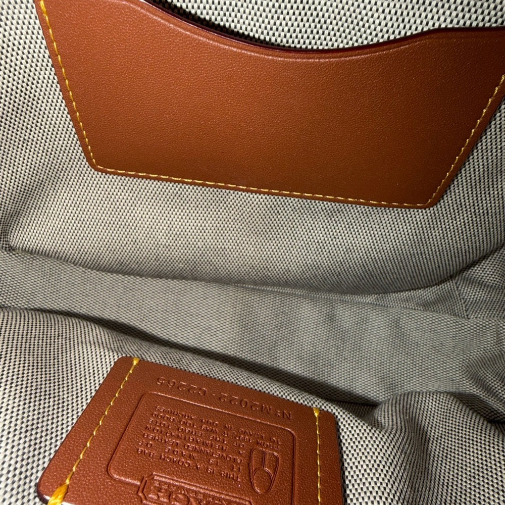 Coach Ergo Re-edition - Picture 3 of 5